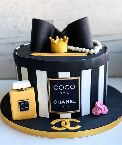 chanel cake|Meer.